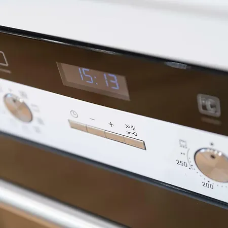 Housing 2 Bdr 2 Bathroom With Sauna At Carl Engel Luxury House Daire Tallinn