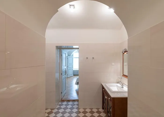 アパート Housing 2 Bdr 2 Bathroom With Sauna At Carl Engel Luxury House *