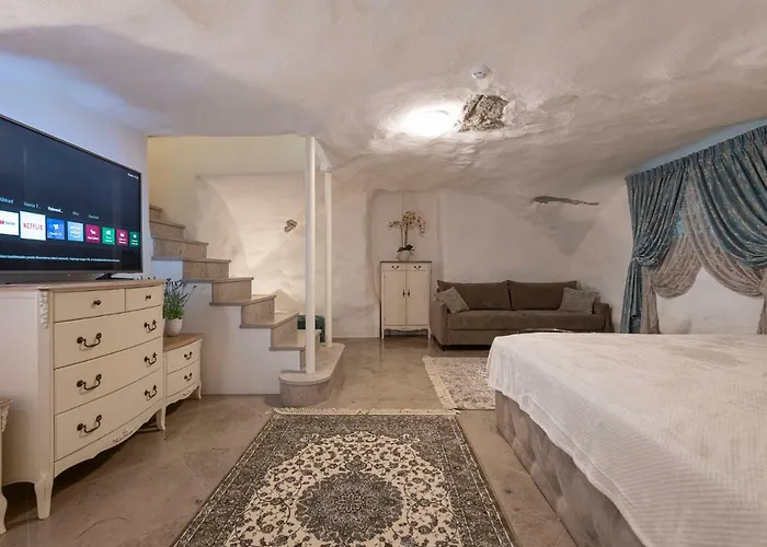 Housing 2 Bdr 2 Bathroom With Sauna At Carl Engel Luxury House Таллінн